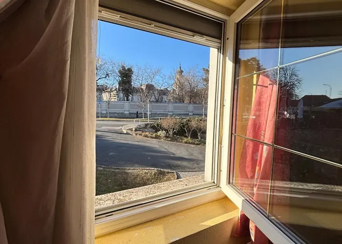 Katona Jozsef Utcai Panzio בית הארחה *