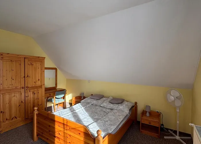 Katona Jozsef Utcai Panzio *